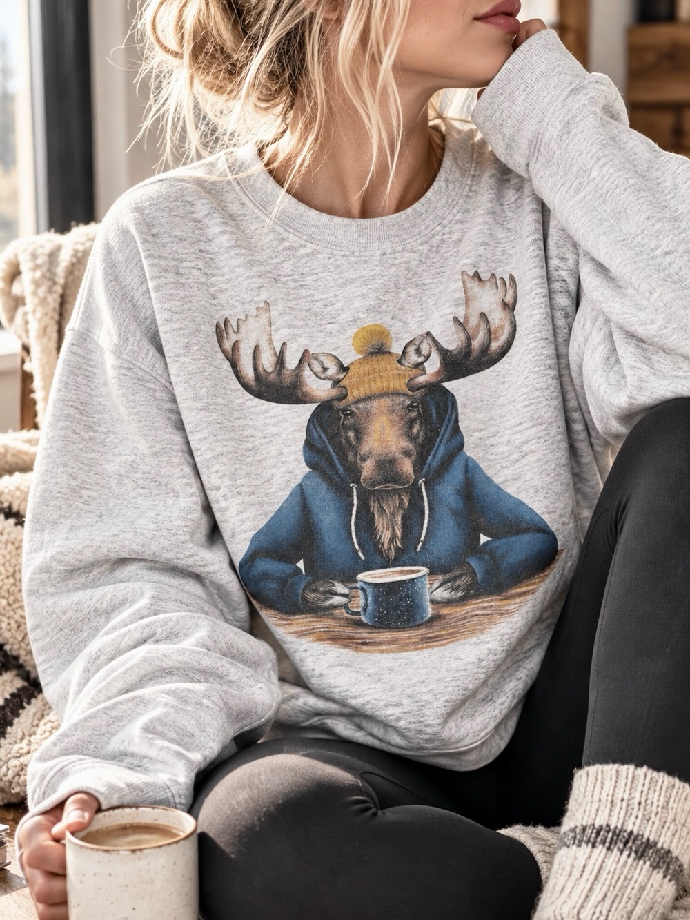 Earthbound Trading Cozy Gray Moose Graphic Sweatshirt Pullover Large